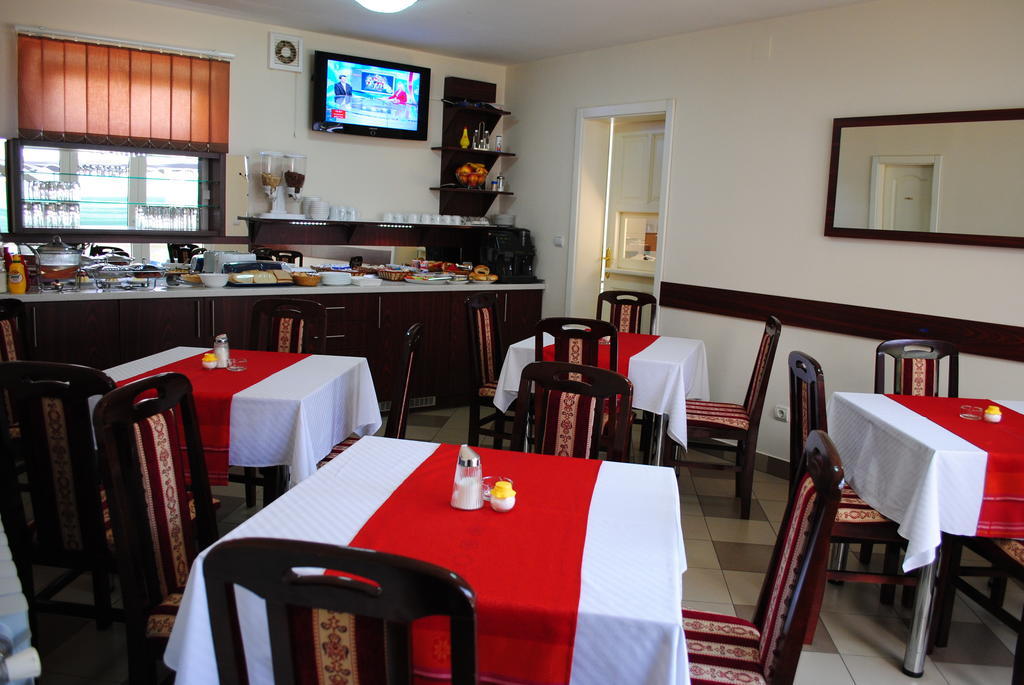 Vila Delux Negotin Restoran fotoğraf